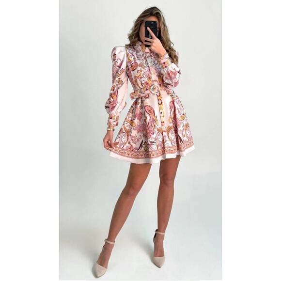 Elegant Paisley Pink Dress - Picture 2 of 8